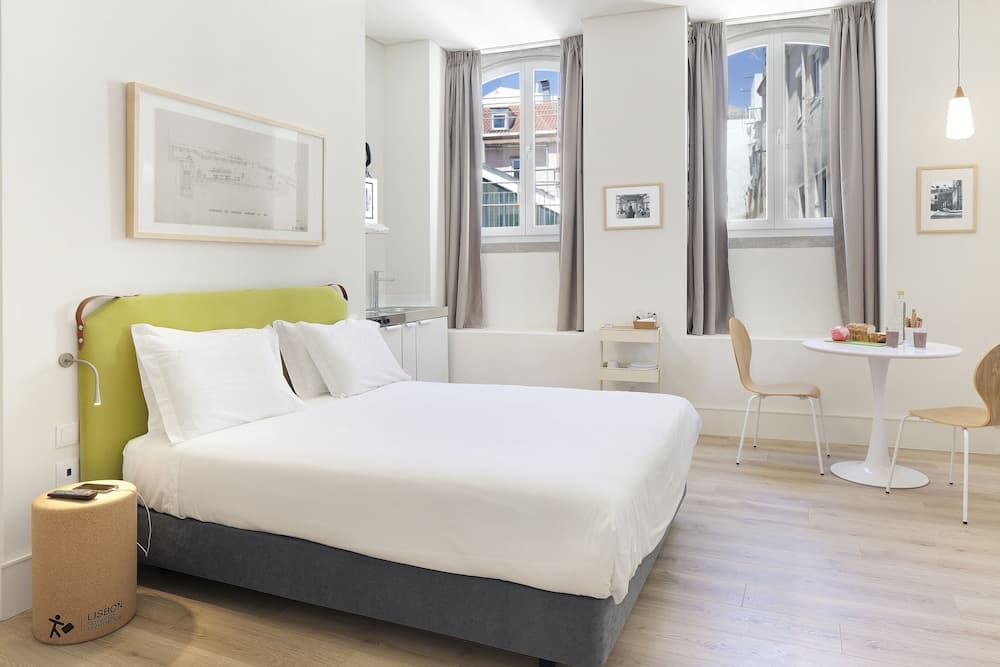 Lisbon Serviced Apartments - Ascensor da Bica