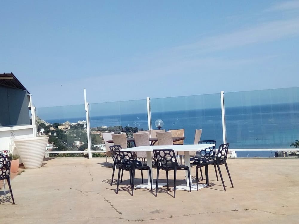 M'ama Holiday Rooms