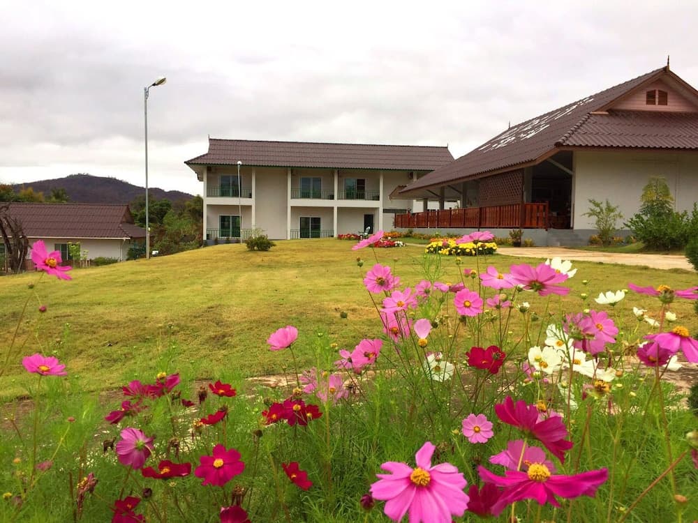 Phu Pai Kaew Resort