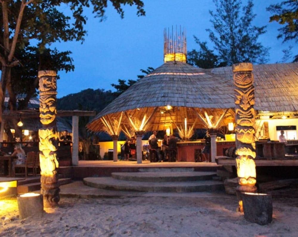 Lanta Island Resort