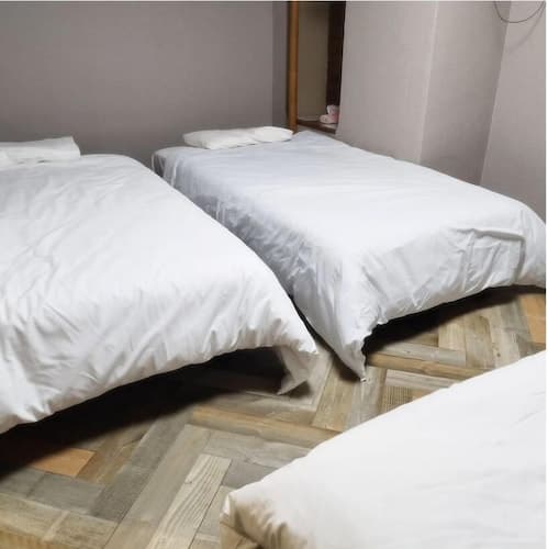 Osaka guest house sakura – Hostel
