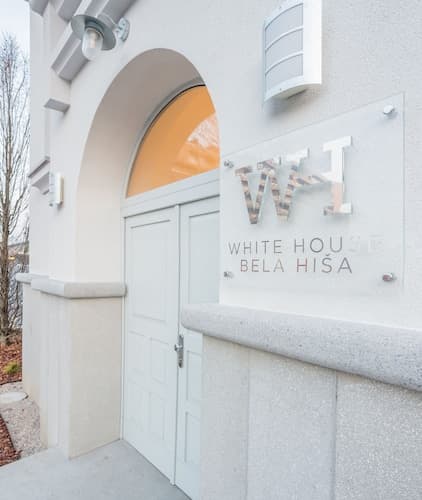 WH Apartments