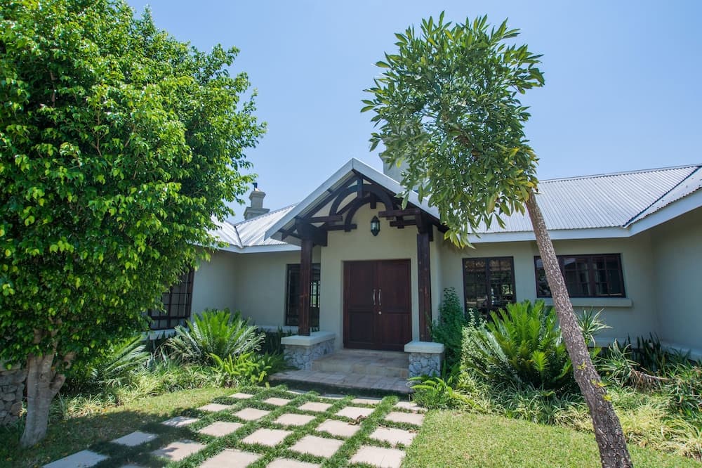 Konaklama yerinin ön cephesi