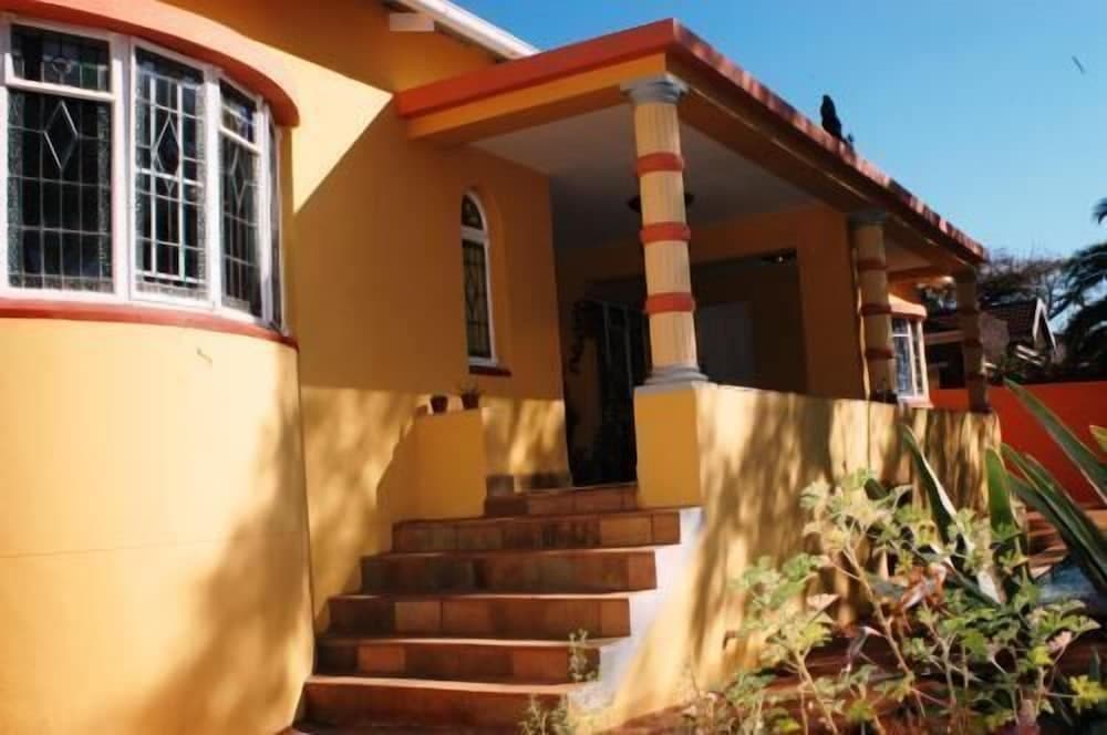 Sleepy Gecko Guest House