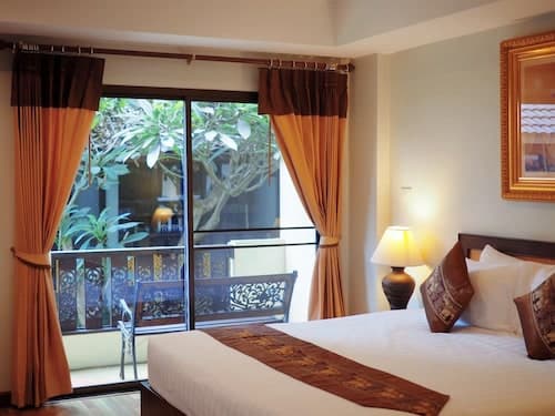 Luckswan resort