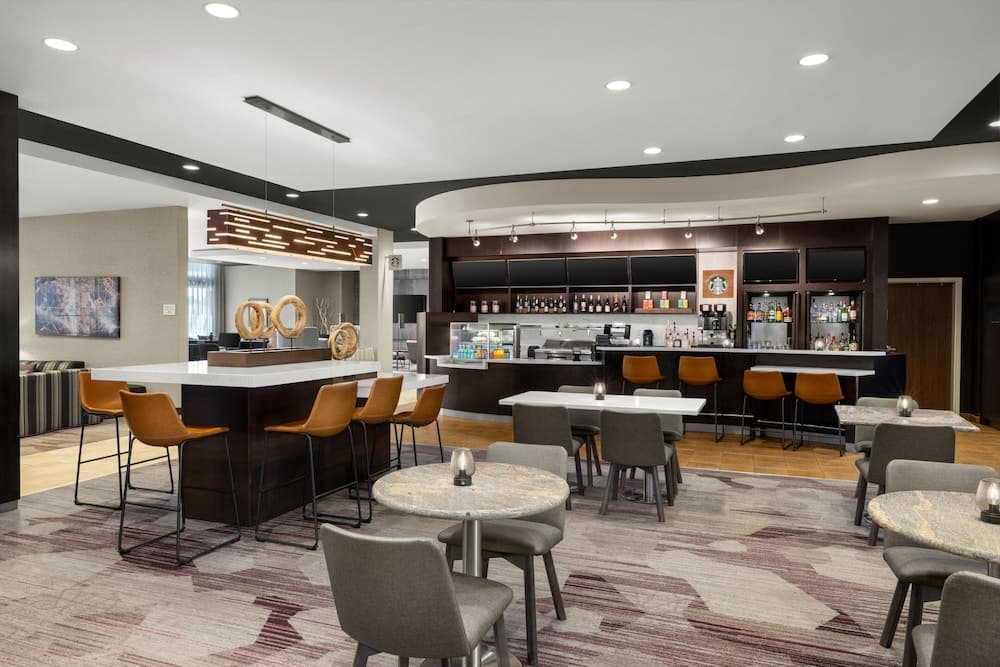 Courtyard by Marriott Omaha Bellevue Beardmore Event Center