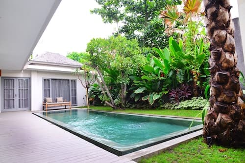 Jabu Beach Villa