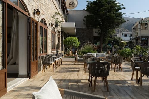 Malia Holidays Hotel