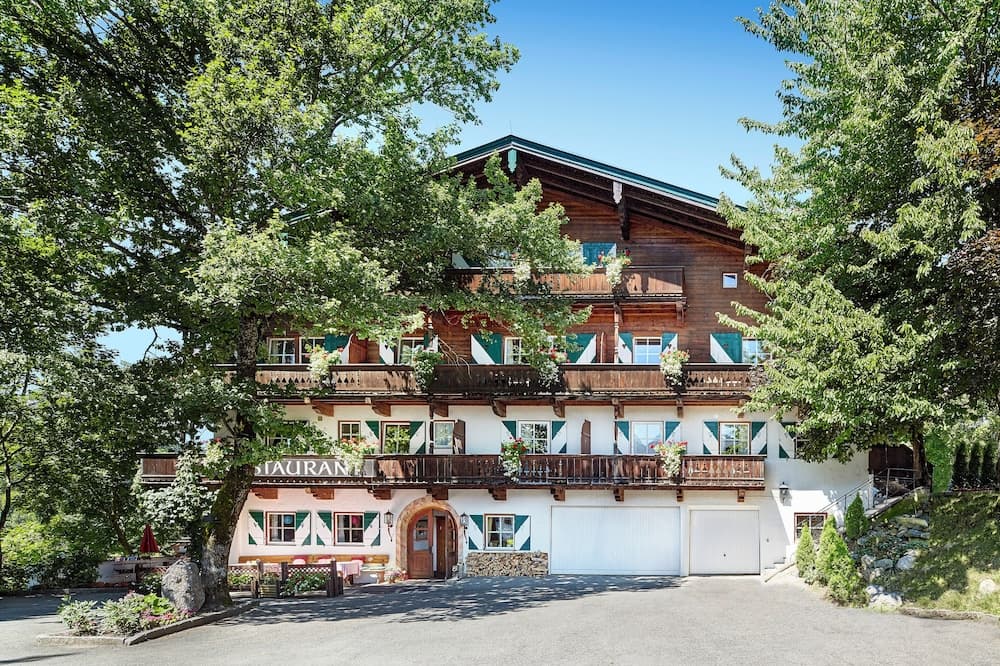 Landsitz Römerhof - Hotel Apartments