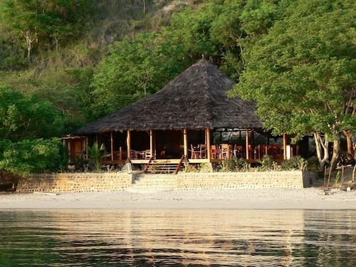 Waecicu Eden Beach Hotel