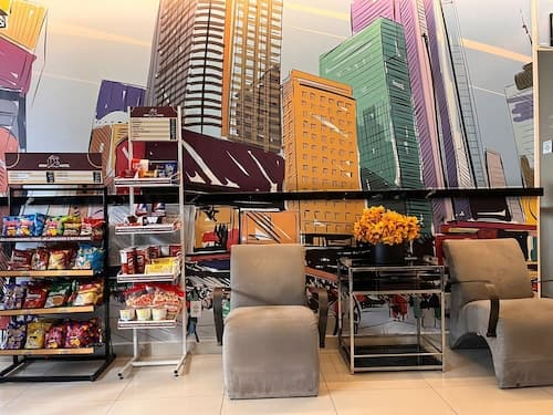 Assay Plaza Hotel