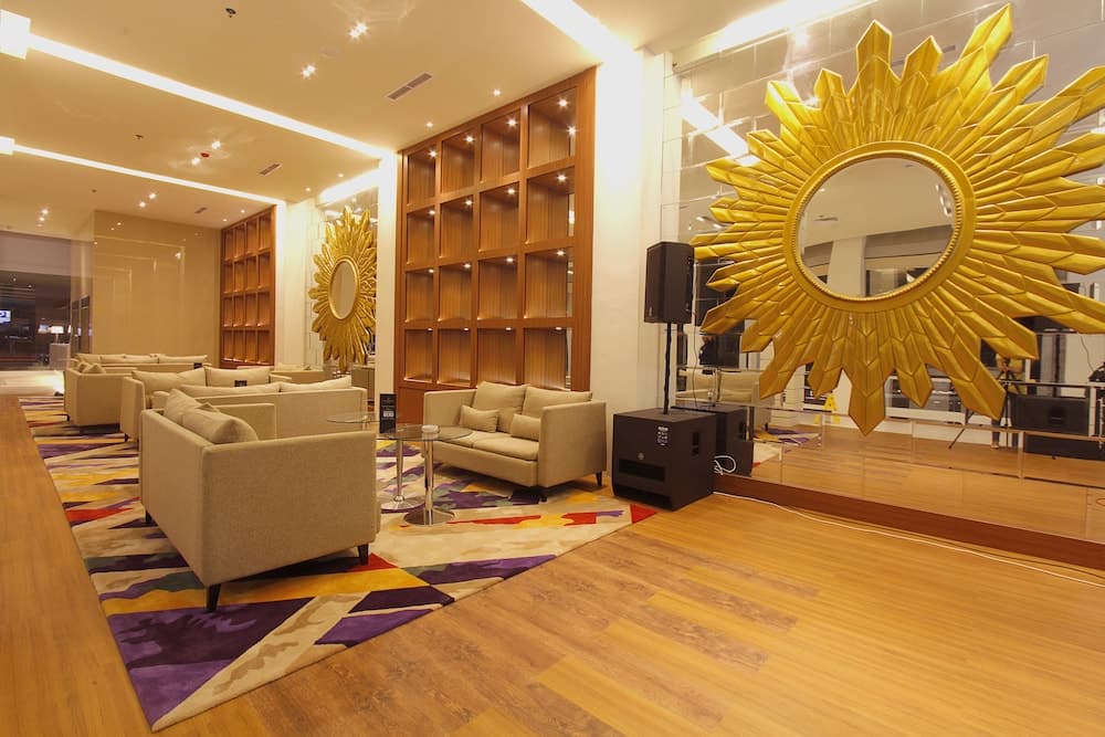 Lobi dinlenme salonu