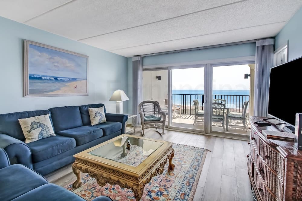 Striking Ocean View Condo with Private Walkway to the Beach by RedAwning