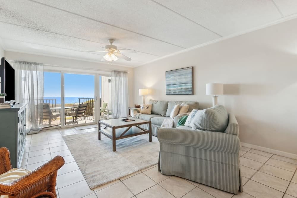 Condo with Atlantic View from Private Patio, Short Walk to the Beach by RedAwning