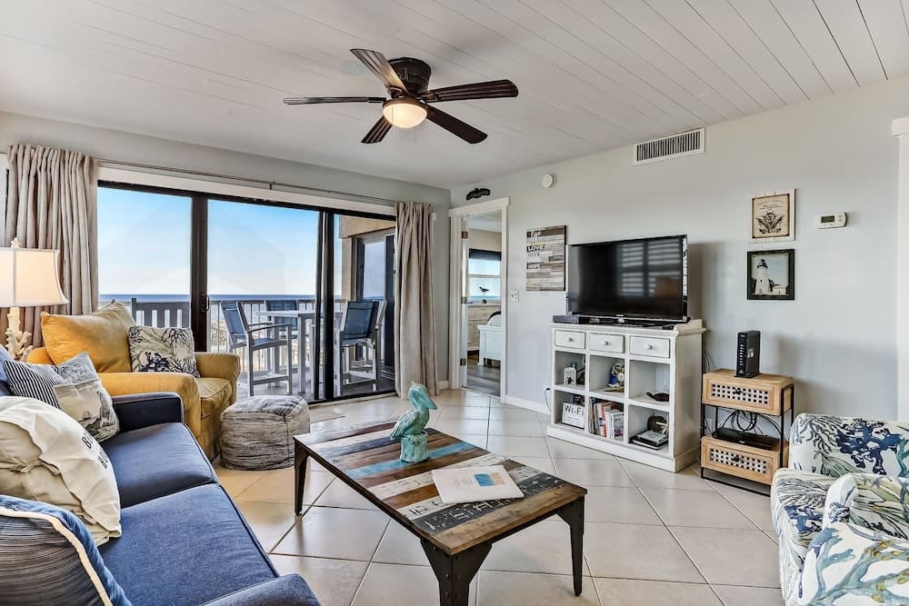 Corner Unit Condo with unobstructed views of the Atlantic by RedAwning