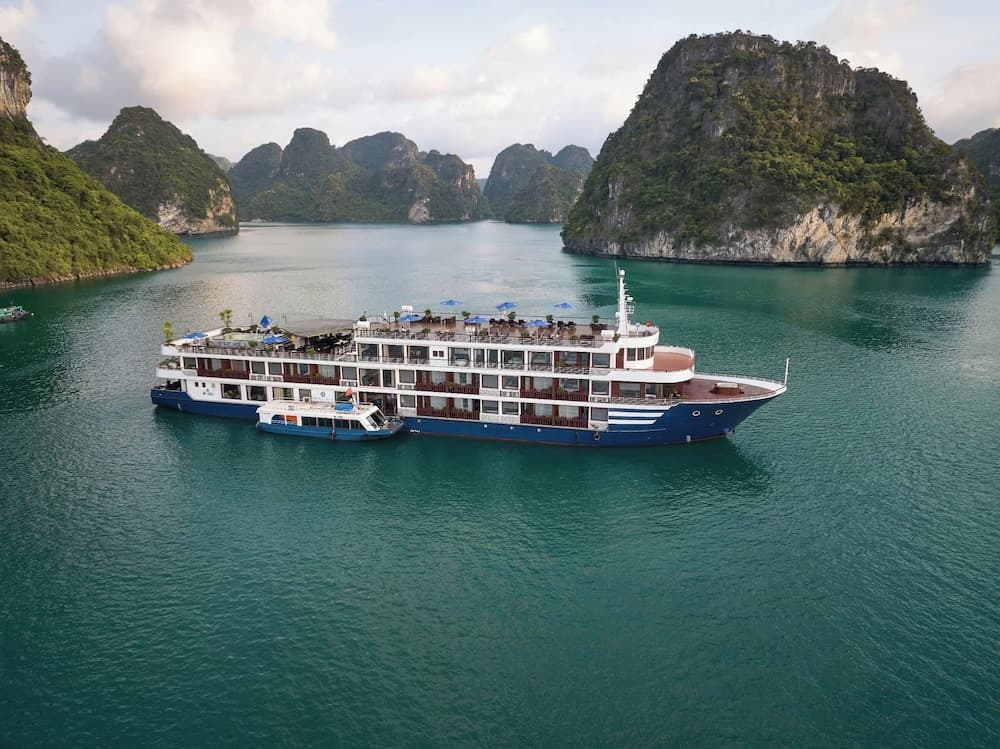 Rosa Cruise Halong