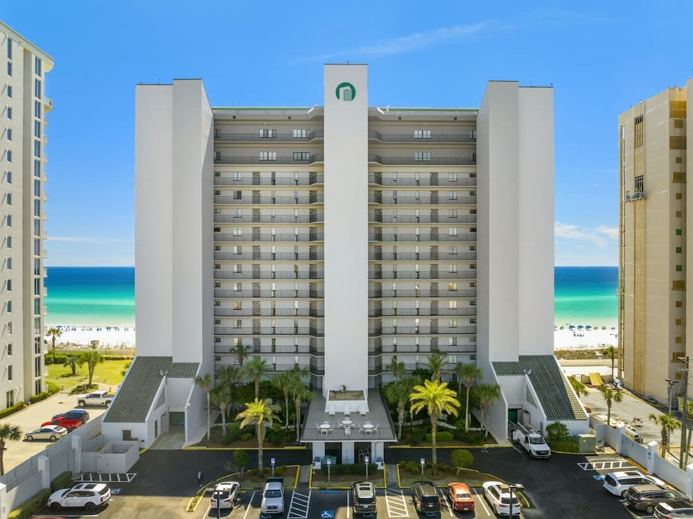 Emerald Towers by Panhandle Getaways