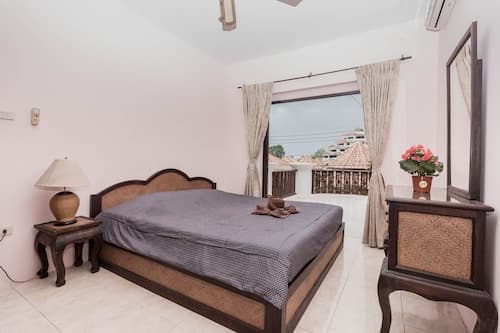 Baan Kanittha - 5 Bedrooms Pool Villa