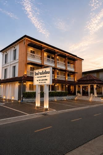 The Lion King Hotel