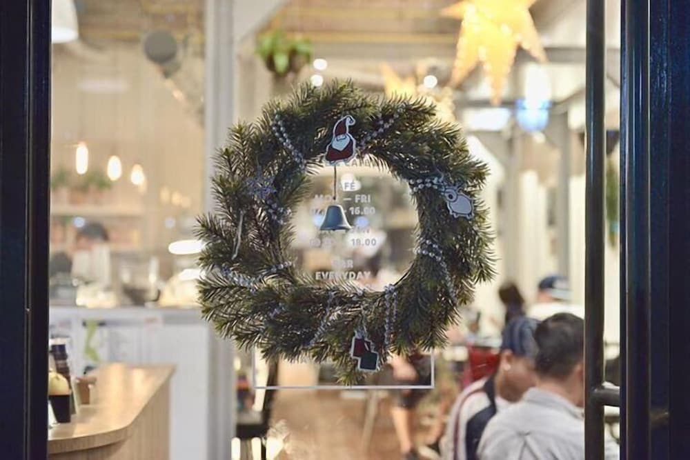 Good One Poshtel & Café Bar