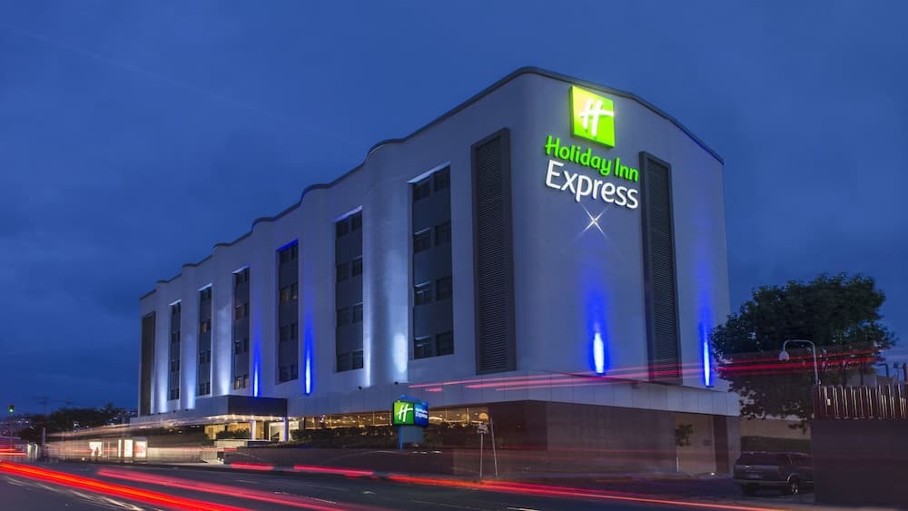 Holiday Inn Express Mexico - Toreo by IHG