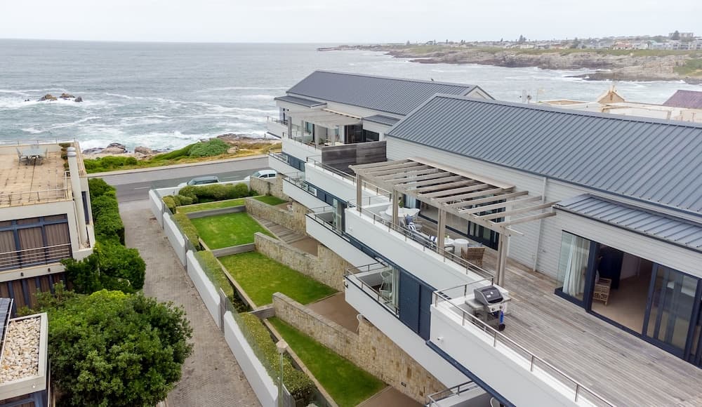 Le Paradis Penthouse Apartment