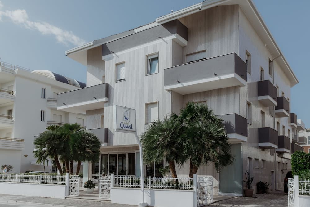 Hotel Caravel