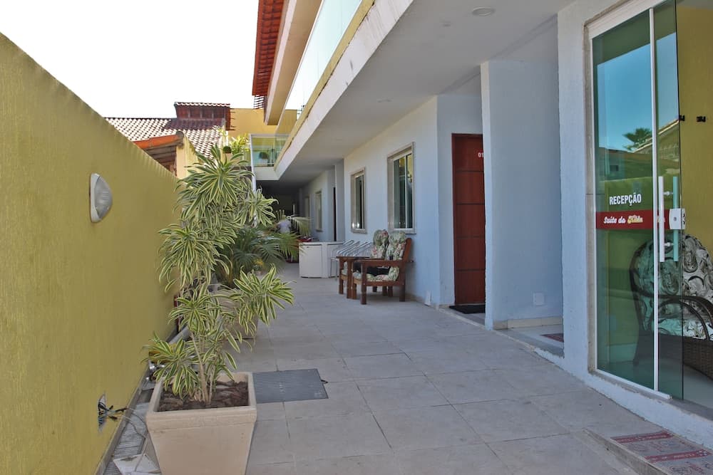 MDJ Suites