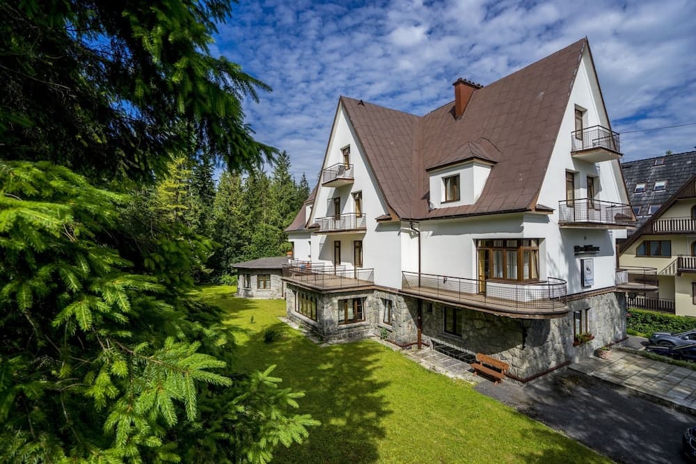 Willa Pan Tadeusz - POLSKIE TATRY S.A.