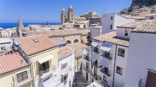Cefalù in Blu