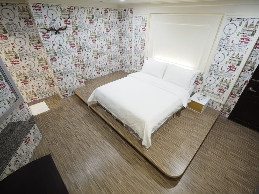 HeYue Hotel