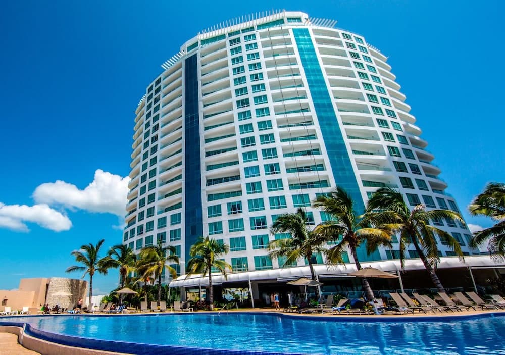 Park Royal Beach Mazatlán