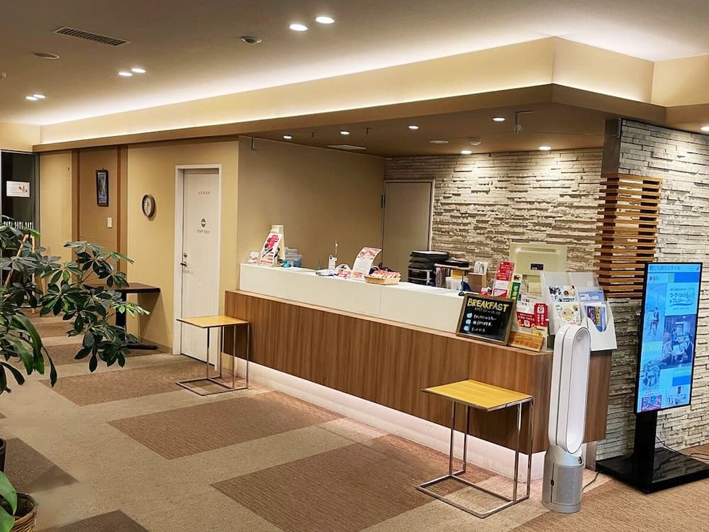 Hotel Green With