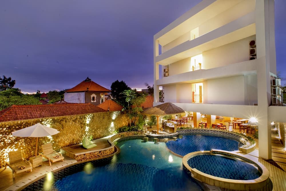 Signature Hotel Bali