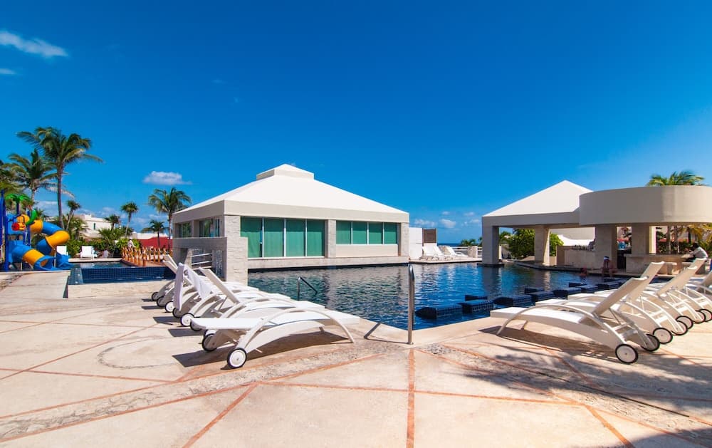 Solymar Condo by Casago