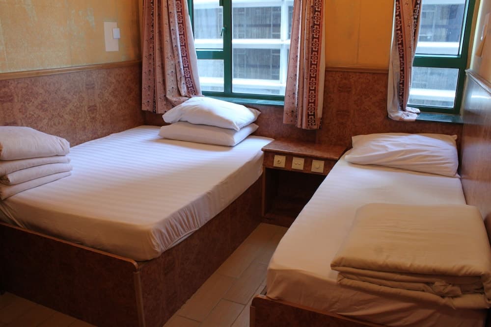 Kowloon New Hostel