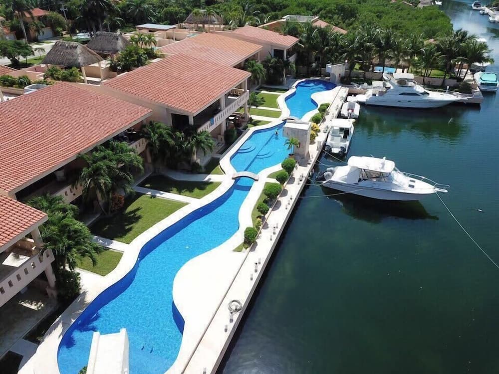 Los Vientos Puerto Aventuras