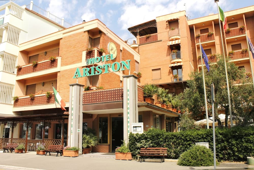 Hotel Ariston