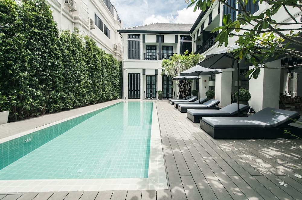 99 The Heritage Hotel