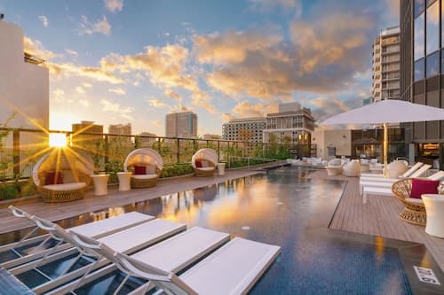 Hyatt Centric Waikiki Beach