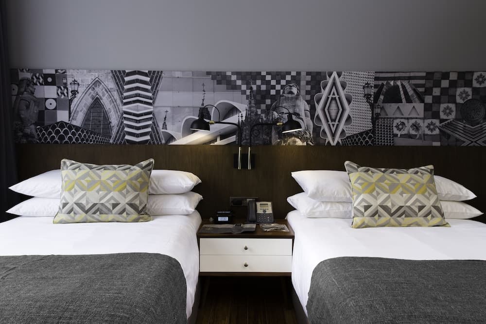 Hotel Love It CAS Consulate