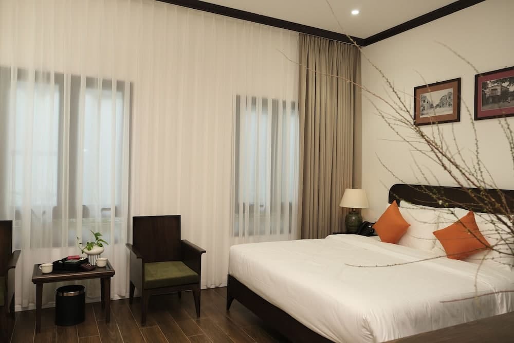 Paul Chabot Hotel