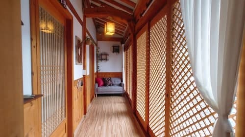 Gangneongjeon Hanok Stay