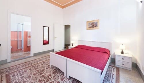 L'ARANCETO&STILNOVO GUEST HOUSE DI TOKA ALFONS