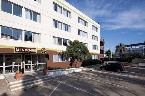 B&B HOTEL Nîmes Ville Active