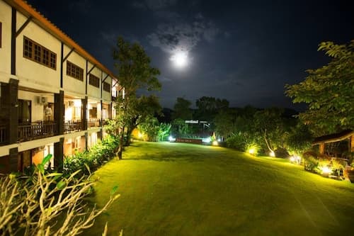 Starwell Garden Home Resort
