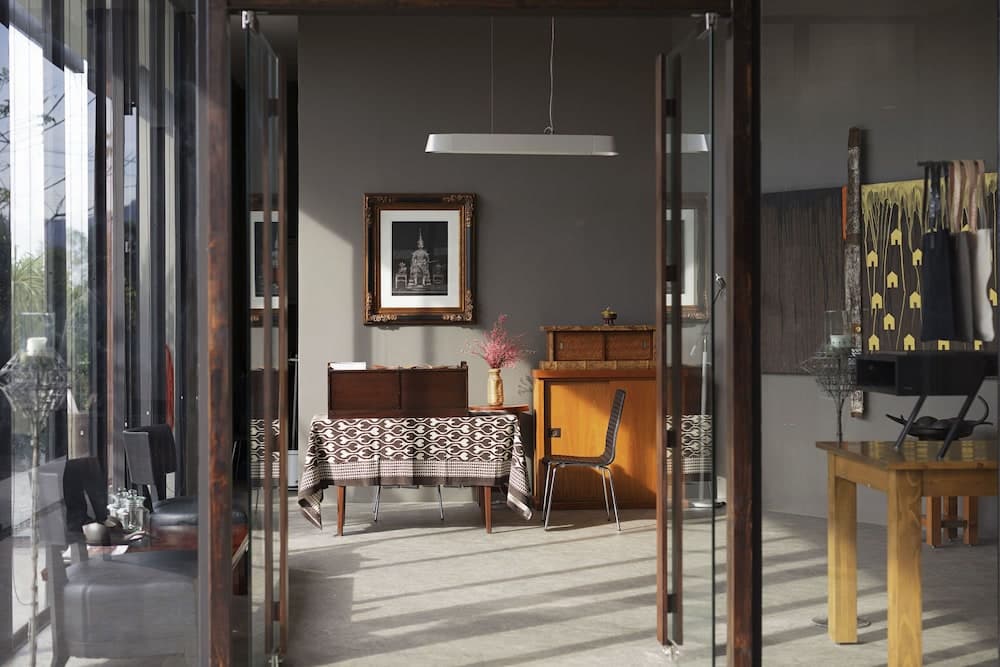 Giriş/çıkış büfesi