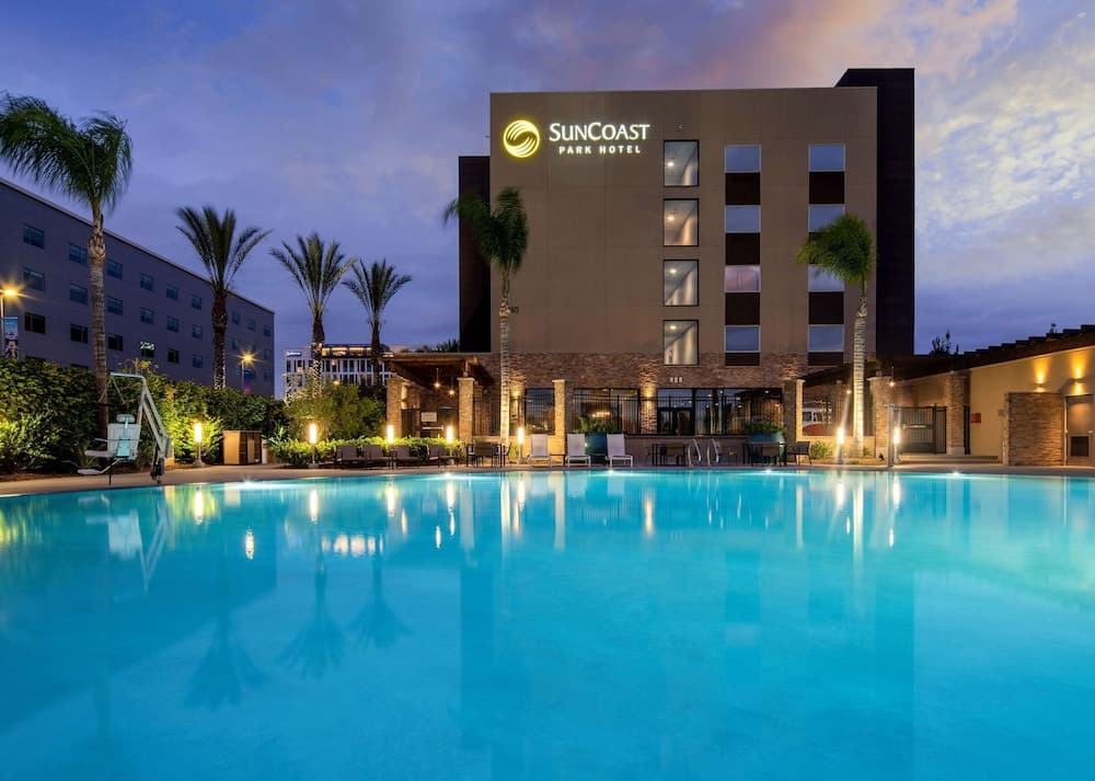 SunCoast Park Hotel Anaheim Resort, Tapestry by Hilton
