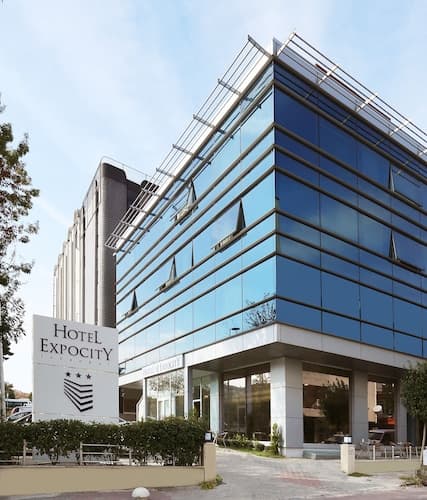 Otel Expocity
