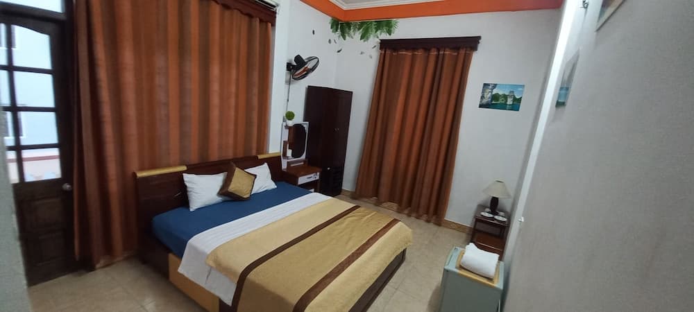 Alex Ha Long Hotel